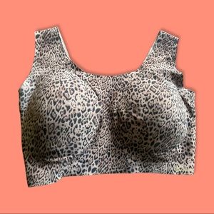 Victoria’s Secret’s lounge unlined scoop bra L-XXL